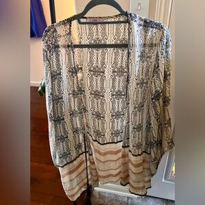 Beautiful Calypso St. Barths silk kimono cover-up/jacket.